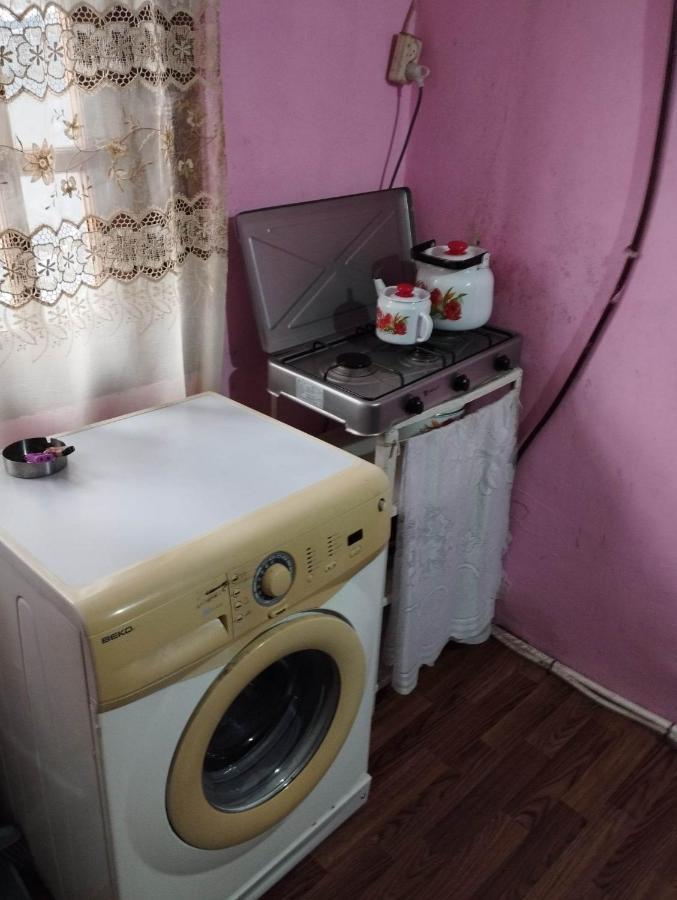 Baazovi 17 Apartment Tbilisi Eksteriør bilde